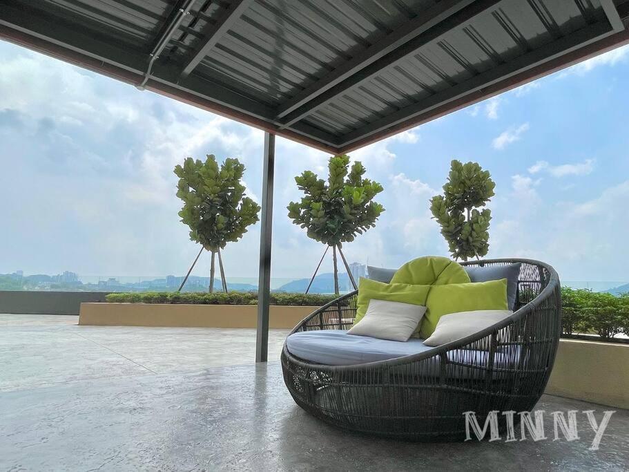 Netizen Near Mrt Couple Balcony Suite #31 Kampong Bukit Dukong Exterior foto